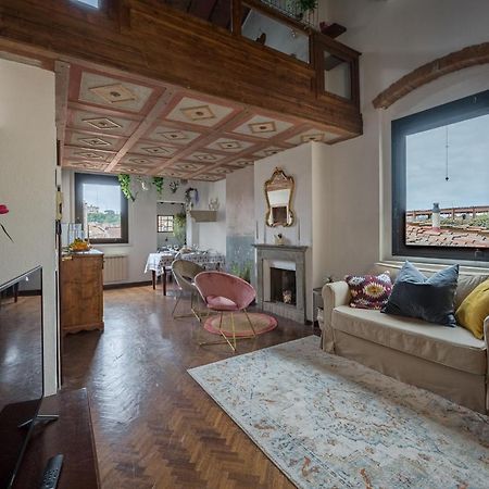Via Lamberti, 3 - Florence Charming Apartments - Charming And Historic 5Th-Floor Attic Apartment With Elevator In A Building At The Heart Of Vibrant Florence, Just A 2-Minute Walk From All Attractions Esterno foto