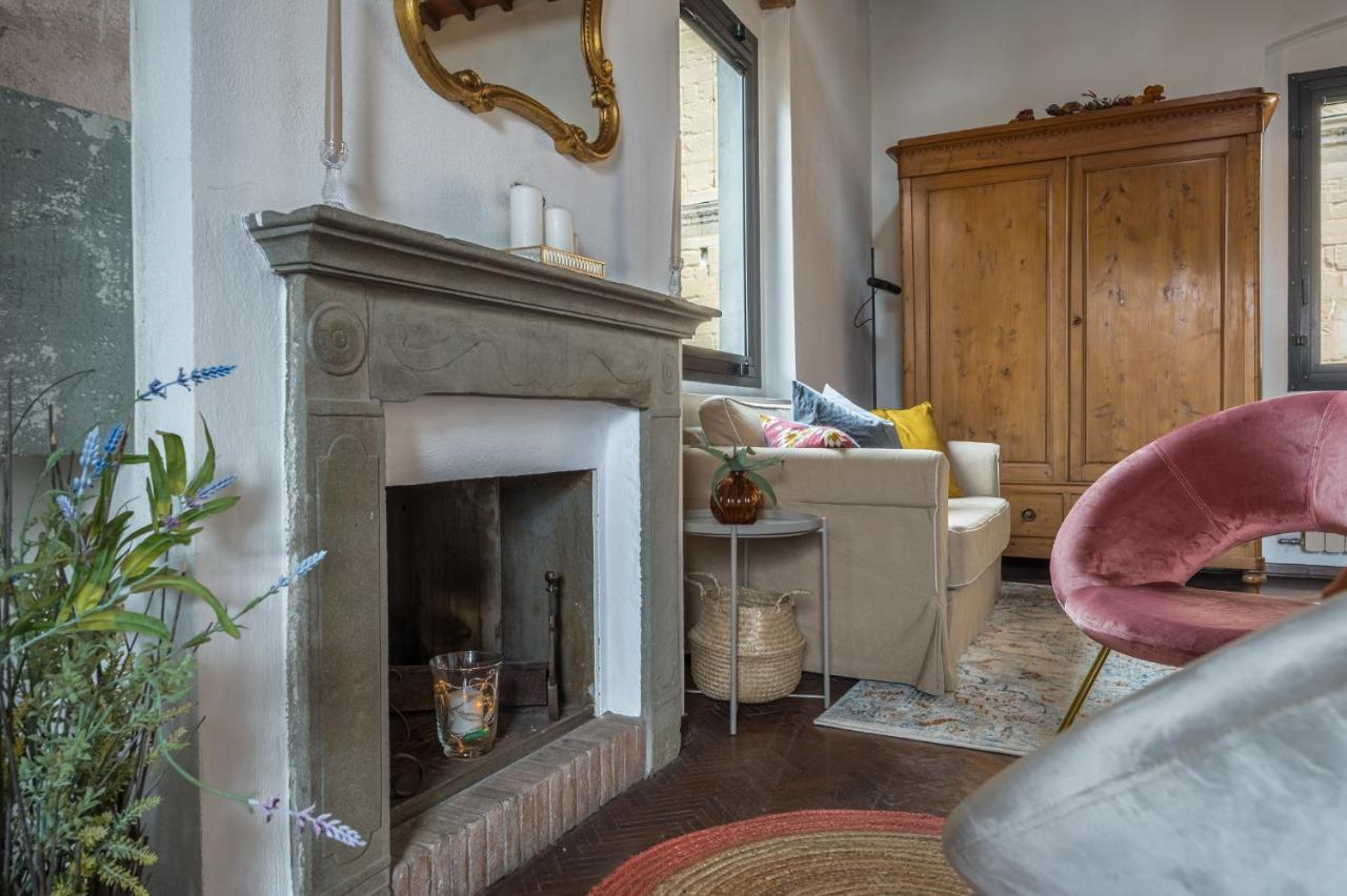 Via Lamberti, 3 - Florence Charming Apartments - Charming And Historic 5Th-Floor Attic Apartment With Elevator In A Building At The Heart Of Vibrant Florence, Just A 2-Minute Walk From All Attractions Esterno foto