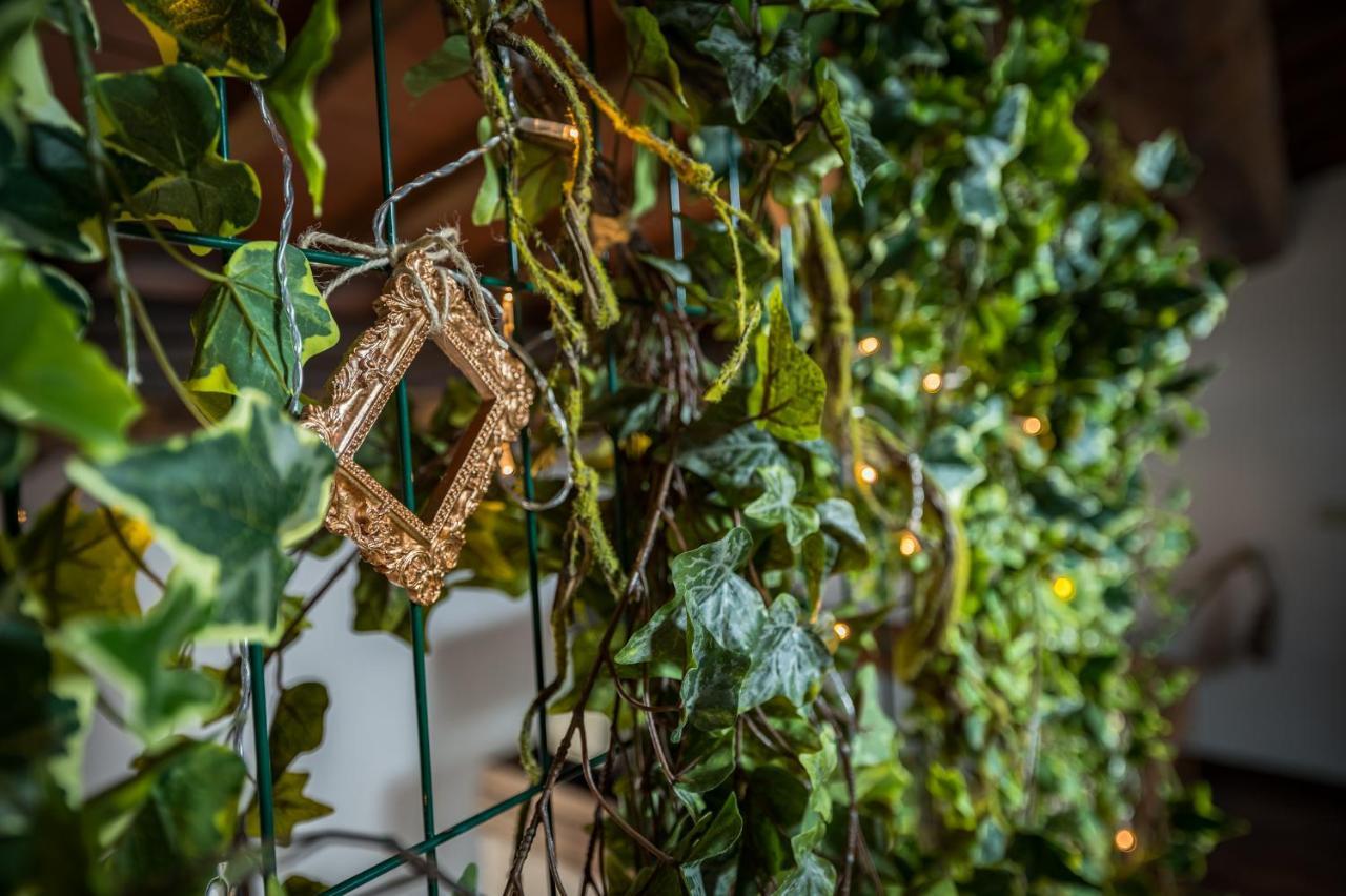 Via Lamberti, 3 - Florence Charming Apartments - Charming And Historic 5Th-Floor Attic Apartment With Elevator In A Building At The Heart Of Vibrant Florence, Just A 2-Minute Walk From All Attractions Esterno foto